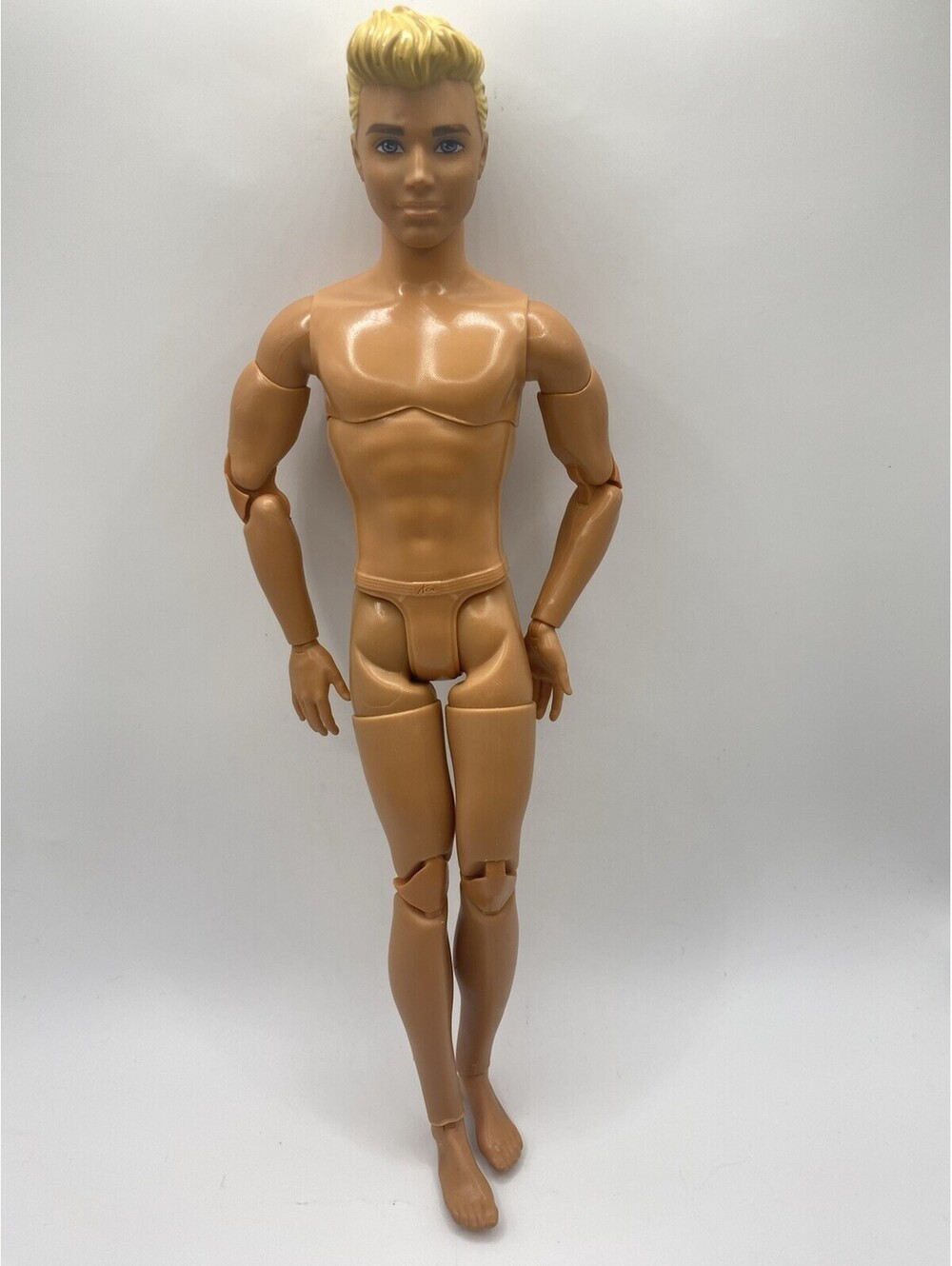 Mattel nude wheelchair Ken doll Made to Move Fashionistas #167 GWX93 B15
